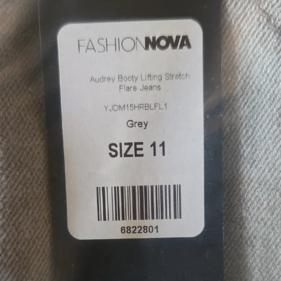 Fashion Nova Gray Flare Jeans - Picture 3 of 6